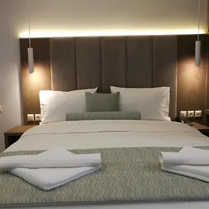 3* Hotel de apartamente 4- Family